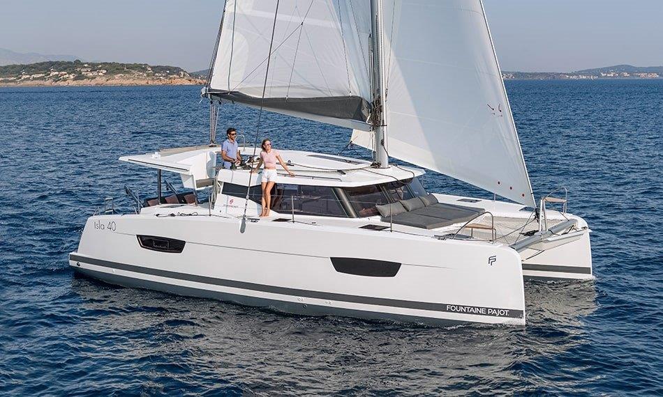 Maloja — Fountaine Pajot Isla 40